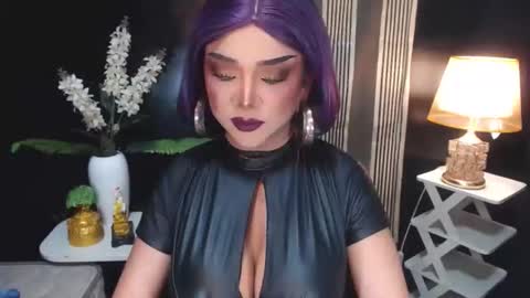 Christine online show from 05.12.26