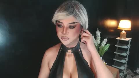 Christine online show from 05.18.26