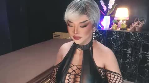 Christine online show from 06.03.26
