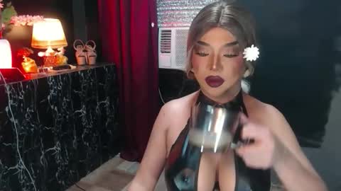 Christine online show from 06.11.26
