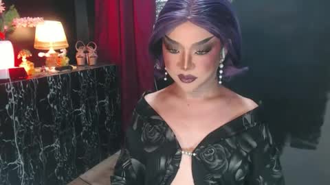 Christine online show from 06.12.26