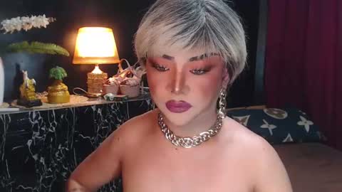 Christine online show from 07.11.26