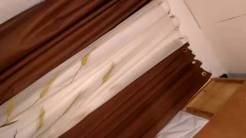 Snapshot of hugedickjp chatting on 12.23.24 hugedickjp online show from 12.23.24