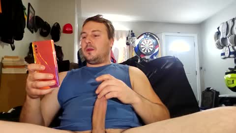 Snapshot of hugeselffacial chatting on 01.07.26 Huge mega monster Cumsplash online show from 01.07.26