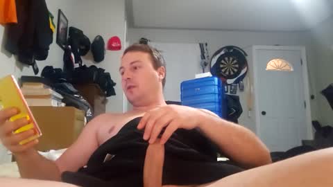 Snapshot of hugeselffacial chatting on 01.13.26 Huge mega monster Cumsplash online show from 01.13.26