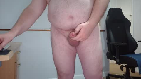 Snapshot of huggie_bear69 chatting on 05.10.26 Huggie Bear online show from 05.10.26