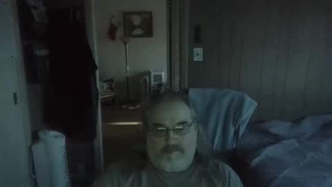 Snapshot of huggybear566 chatting on 04.11.26 lonely huggy bear online show from 04.11.26