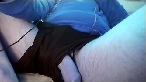 Snapshot of hugo_hug chatting on 01.21.25 David online show from 01.21.25