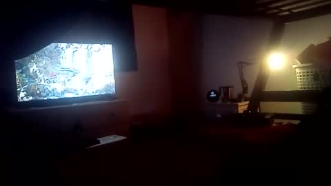 Snapshot of hugobergeron chatting on 12.23.25 HugoBergeron82 online show from 12.23.25