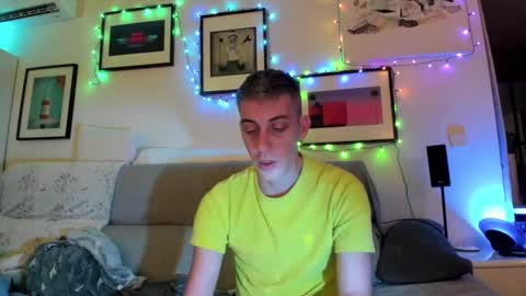 Snapshot of hugolandcam chatting on 12.15.24 Hugo online show from 12.15.24