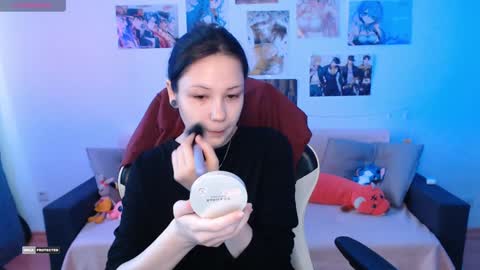 Snapshot of hugomin chatting on 02.05.25 HugoMin online show from 02.05.25