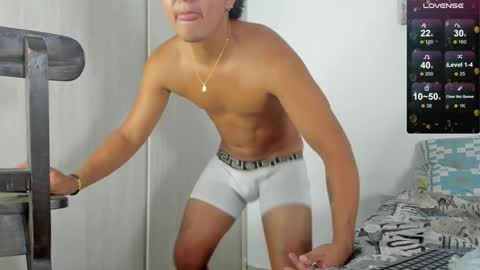 Hugo online show from 12.23.24