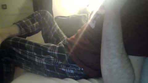 Snapshot of huguit0266666 chatting on 03.21.26 hugx29 online show from 03.21.26