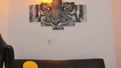 Snapshot of humber_eli chatting on 03.06.26 Eli online show from 03.06.26