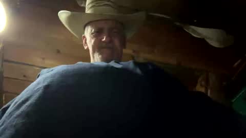 Snapshot of hung34u chatting on 06.25.26 hung34u online show from 06.25.26
