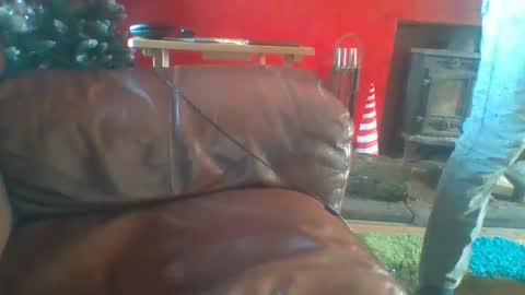 Snapshot of hung69foryou chatting on 12.19.24 hung69foryou online show from 12.19.24