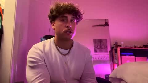 Snapshot of hungkingg22 chatting on 03.07.25 hungkingg22 online show from 03.07.25