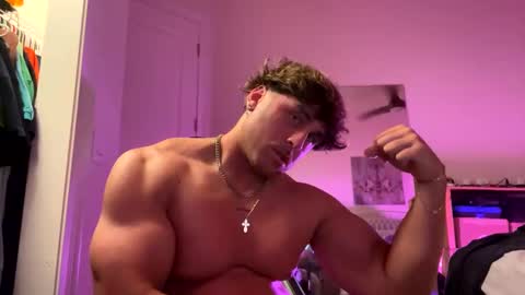 Snapshot of hungkingg22 chatting on 03.10.25 hungkingg22 online show from 03.10.25