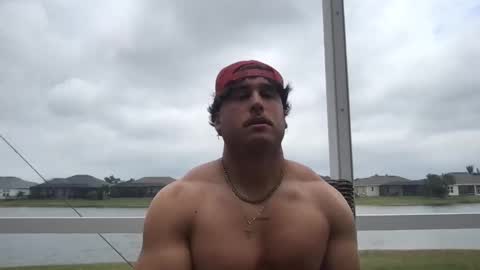 Snapshot of hungkingg22 chatting on 03.10.25 hungkingg22 online show from 03.10.25