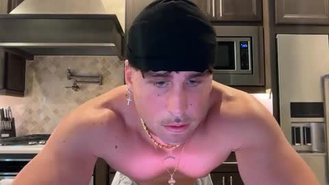 Snapshot of hungkingg22 chatting on 09.23.25 hungkingg22 online show from 09.23.25