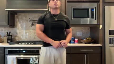 Snapshot of hungkingg22 chatting on 10.06.25 hungkingg22 online show from 10.06.25