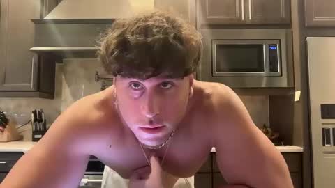 Snapshot of hungkingg22 chatting on 10.11.25 hungkingg22 online show from 10.11.25