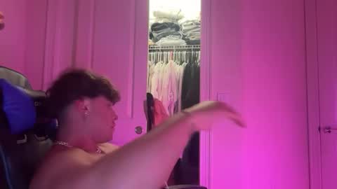 Snapshot of hungkingg22 chatting on 02.10.26 hungkingg22 online show from 02.10.26