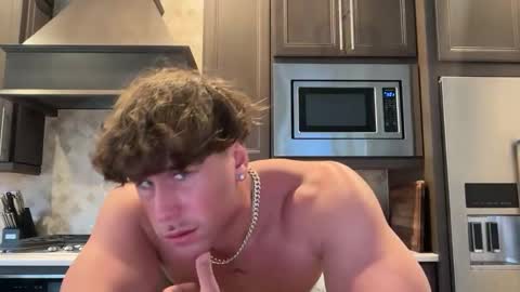 Snapshot of hungkingg22 chatting on 02.15.26 hungkingg22 online show from 02.15.26