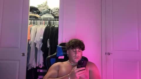 Snapshot of hungkingg22 chatting on 02.16.26 hungkingg22 online show from 02.16.26