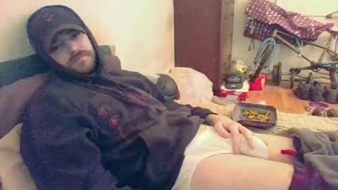 Snapshot of hungsubbb chatting on 11.25.25 Boi online show from 11.25.25