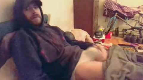 Snapshot of hungsubbb chatting on 11.29.25 Boi online show from 11.29.25