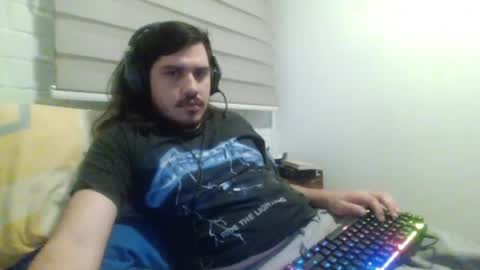 Snapshot of hungweeb chatting on 03.27.26 Rod online show from 03.27.26