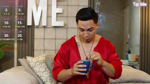 Snapshot of hunk_ryan chatting on 12.26.24 hunk_ryan online show from 12.26.24