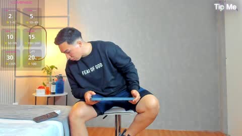 Snapshot of hunk_ryan chatting on 12.31.24 hunk_ryan online show from 12.31.24