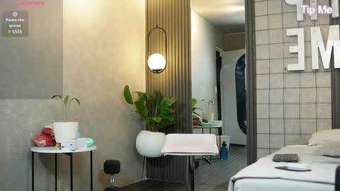 Snapshot of hunk_ryan chatting on 01.05.25 hunk_ryan online show from 01.05.25