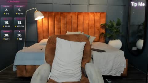 Snapshot of hunk_ryan chatting on 01.30.25 hunk_ryan online show from 01.30.25