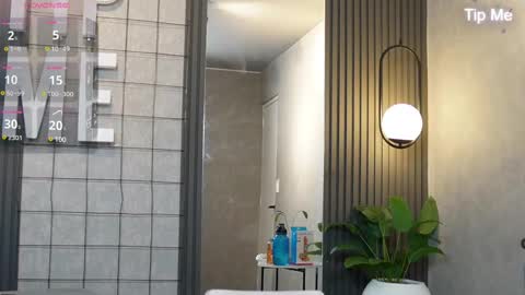 Snapshot of hunk_ryan chatting on 02.27.25 hunk_ryan online show from 02.27.25