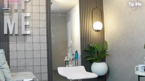 Snapshot of hunk_ryan chatting on 02.28.25 hunk_ryan online show from 02.28.25