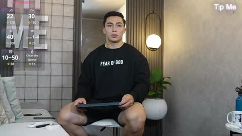 Snapshot of hunk_ryan chatting on 03.03.25 hunk_ryan online show from 03.03.25