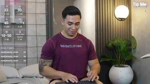 Snapshot of hunk_ryan chatting on 03.06.25 hunk_ryan online show from 03.06.25