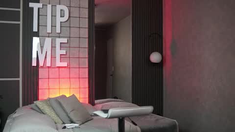 Snapshot of hunk_ryan chatting on 12.16.25 hunk_ryan online show from 12.16.25