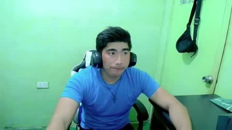 Snapshot of hunkfireman chatting on 06.18.26 ADAM online show from 06.18.26