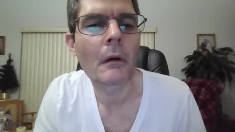 Snapshot of hunkmasclefad458 chatting on 12.23.24 hunkmasclefad458 online show from 12.23.24