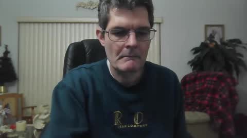 Snapshot of hunkmasclefad458 chatting on 12.30.24 hunkmasclefad458 online show from 12.30.24