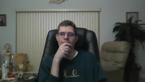 Snapshot of hunkmasclefad458 chatting on 01.18.25 hunkmasclefad458 online show from 01.18.25