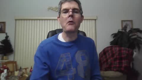 Snapshot of hunkmasclefad458 chatting on 12.18.25 hunkmasclefad458 online show from 12.18.25