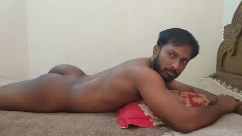 Snapshot of hunky_ariyaan chatting on 02.05.26 Hunky Ariyaan online show from 02.05.26