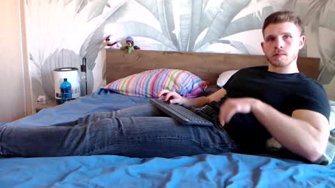 Hunter Bridges online show from 03.07.25