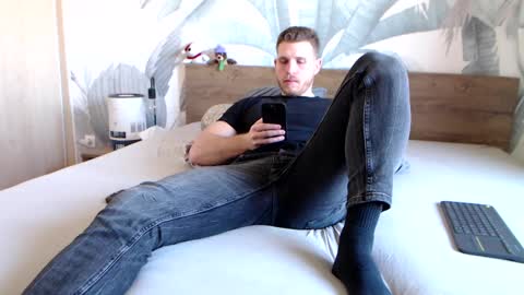 Hunter Bridges online show from 03.08.25