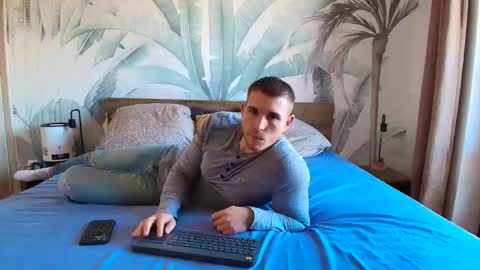 Hunter Bridges online show from 11.07.25